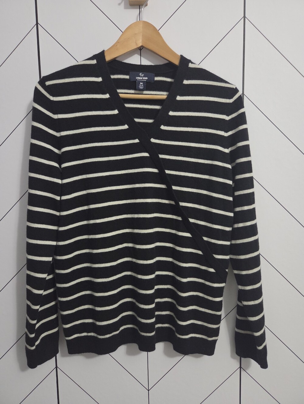 Lands' End 100% Cashmere Striped V-Neck Wrap Sweater Black White, Size M (10-12)